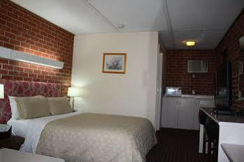 Carnegie Motor Motel 3*