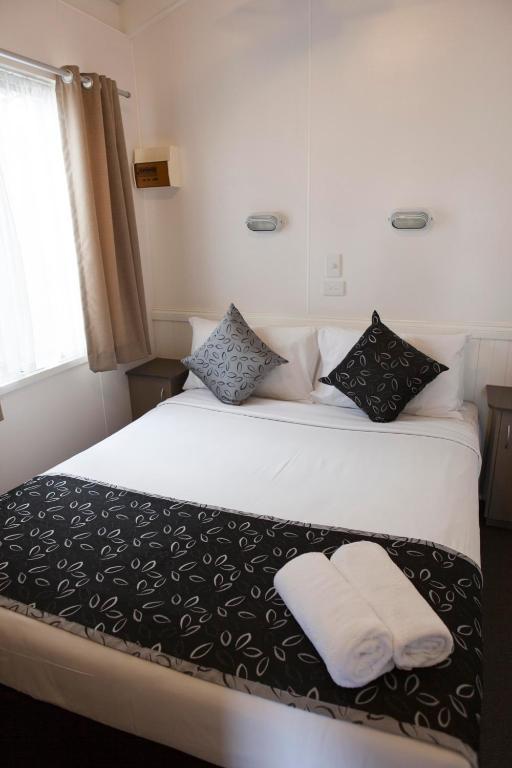 Airport Tourist Village 3*