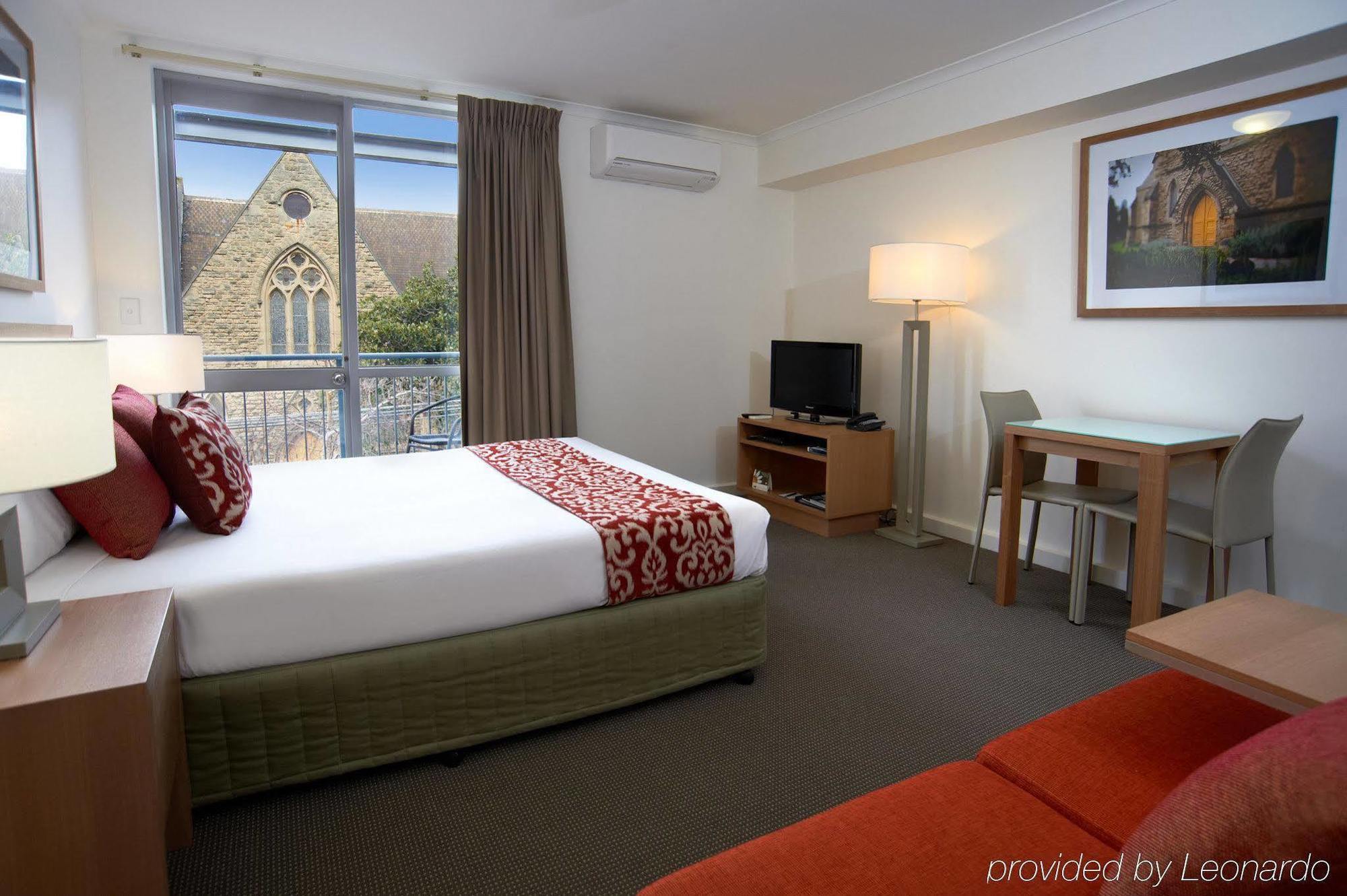 Quest St Kilda Bayside Aparthotel 4*