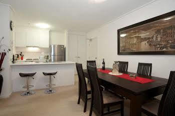 Aparthotel Gem Short Melbourne
