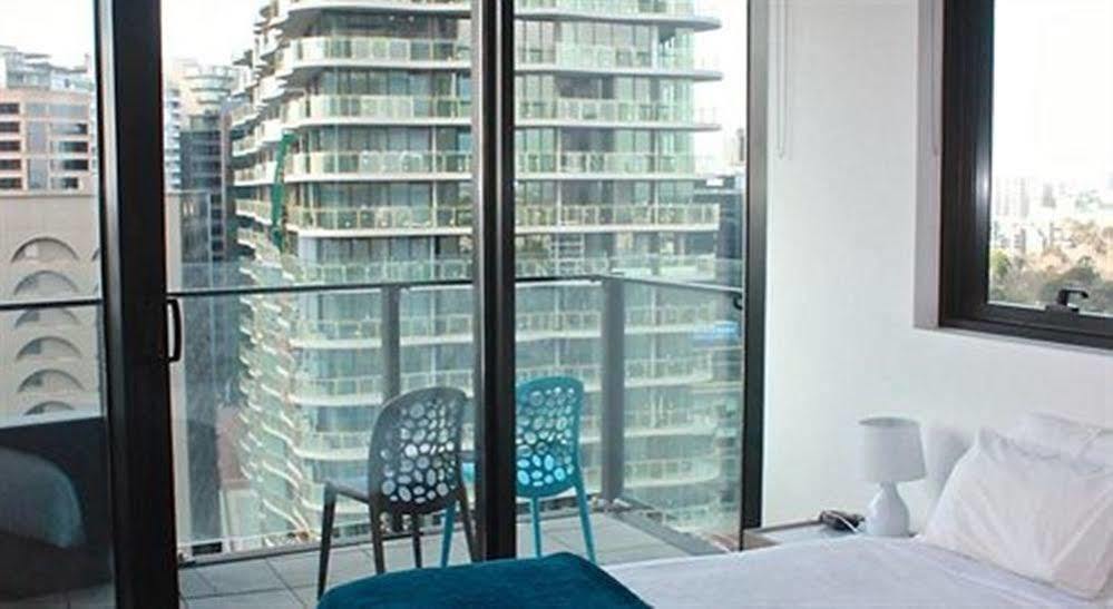 Domain - St Kilda Rd Precinct 4* Melbourne