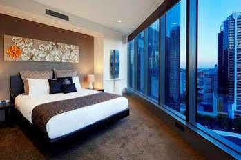 Gem Short Aparthotel