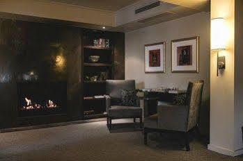 Hotel Lyall