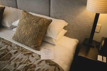 Lyall Hotel Melbourne