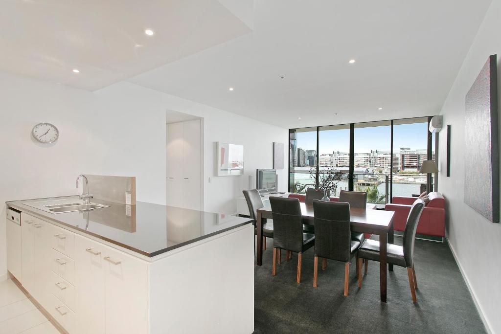 Docklands Private Collection - Newquay Aparthotel