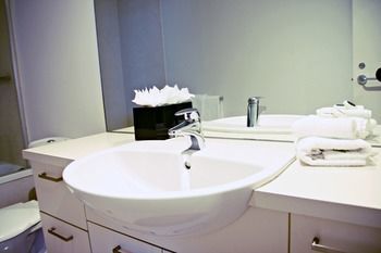 Aparthotel Docklands Private Collection - Harbour Melbourne