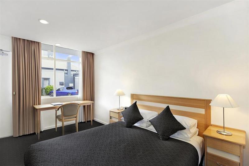 Melbourne's Princes Park 4*