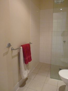 Australian Home Away At Market Square Melbourne