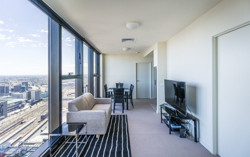 Aparthotel Stayicon Serviced On Collins 5*