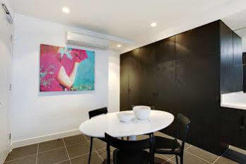 Corporate Keys - Lilli 4* Melbourne