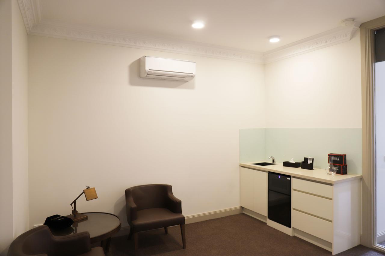 Hotel Clarendon 4*
