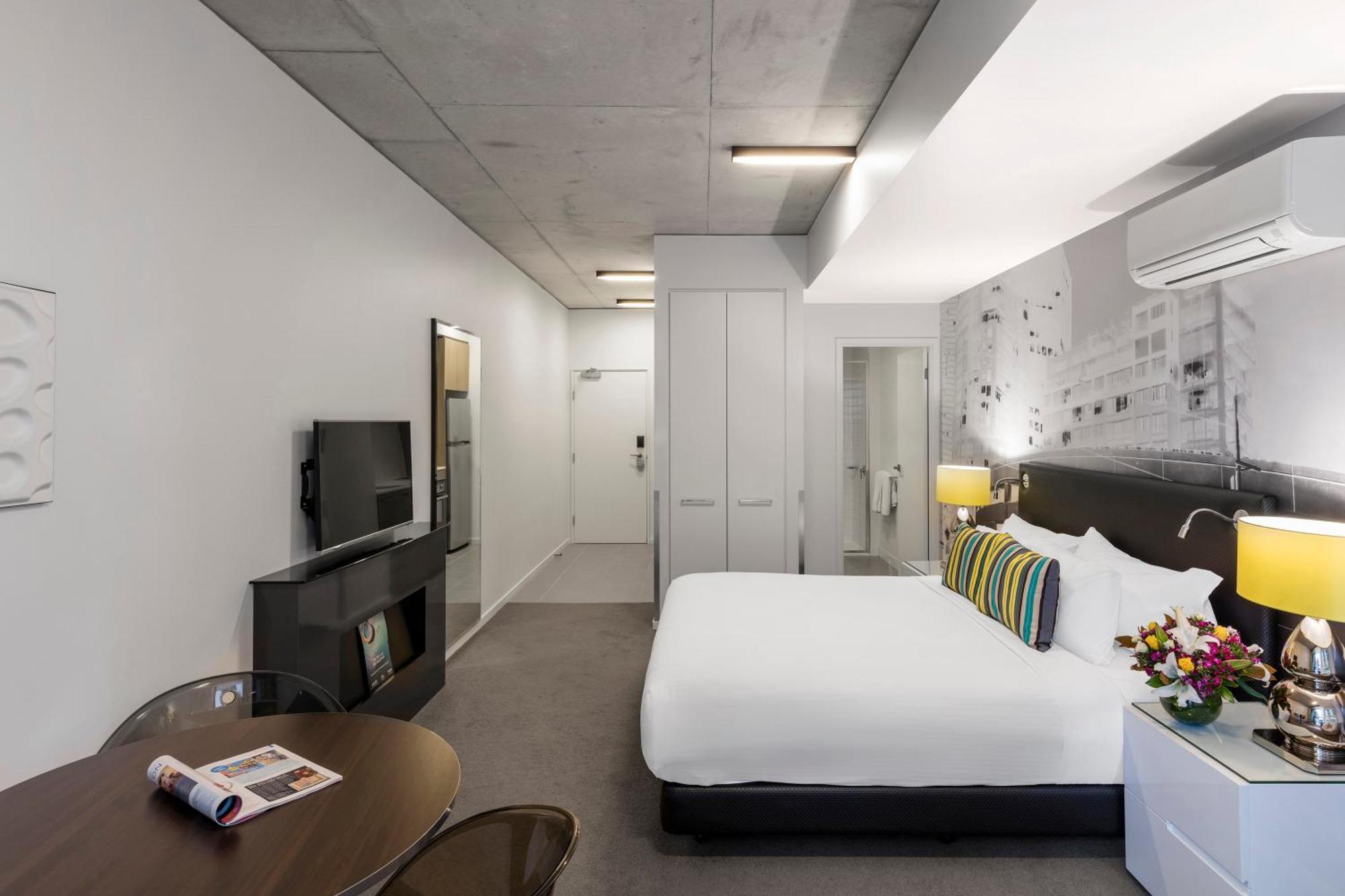 @ 350 William Apartment *