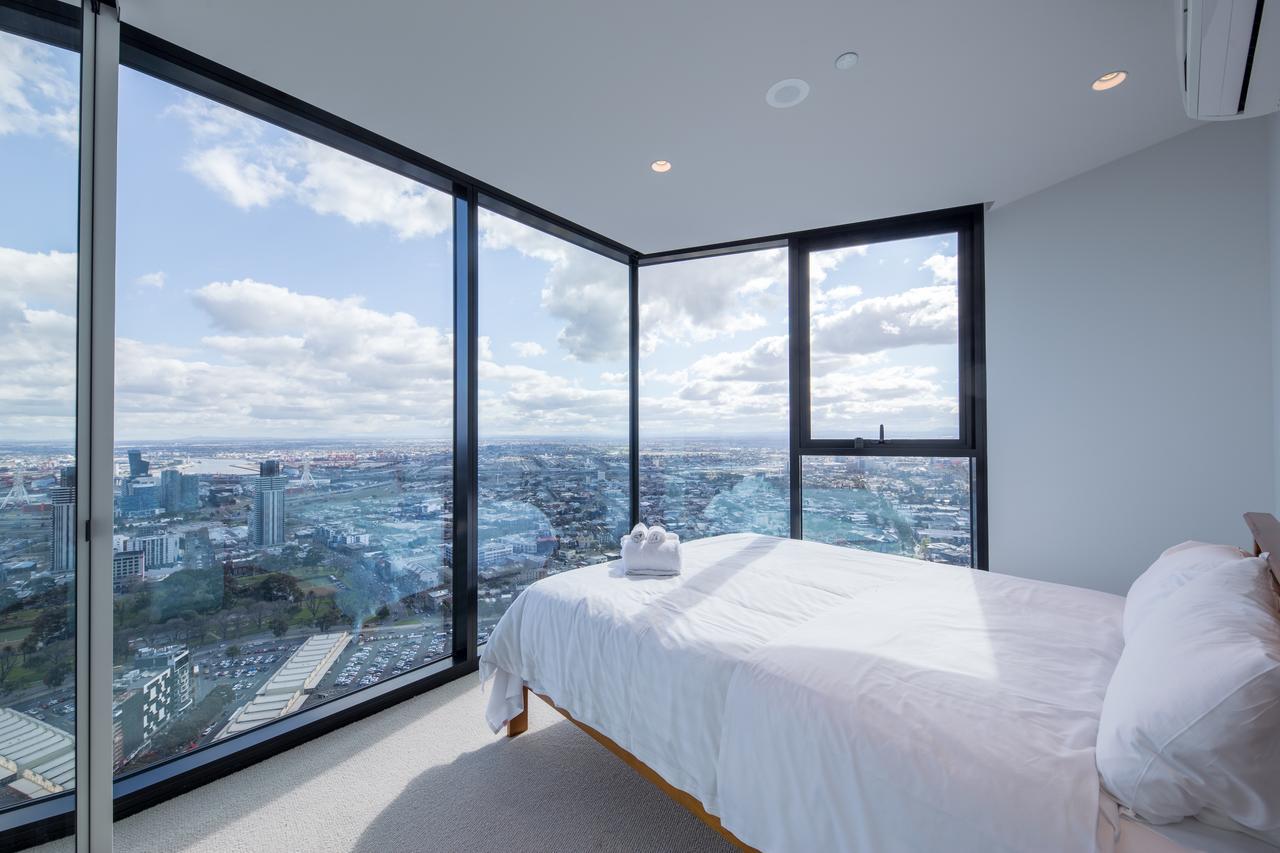 Apartment Light Tower *