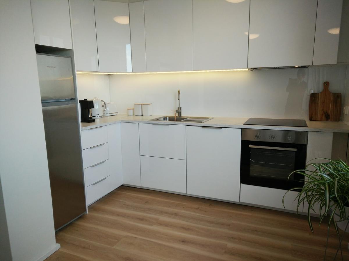 Spectacular Views Top Floor- Private Apartment. *