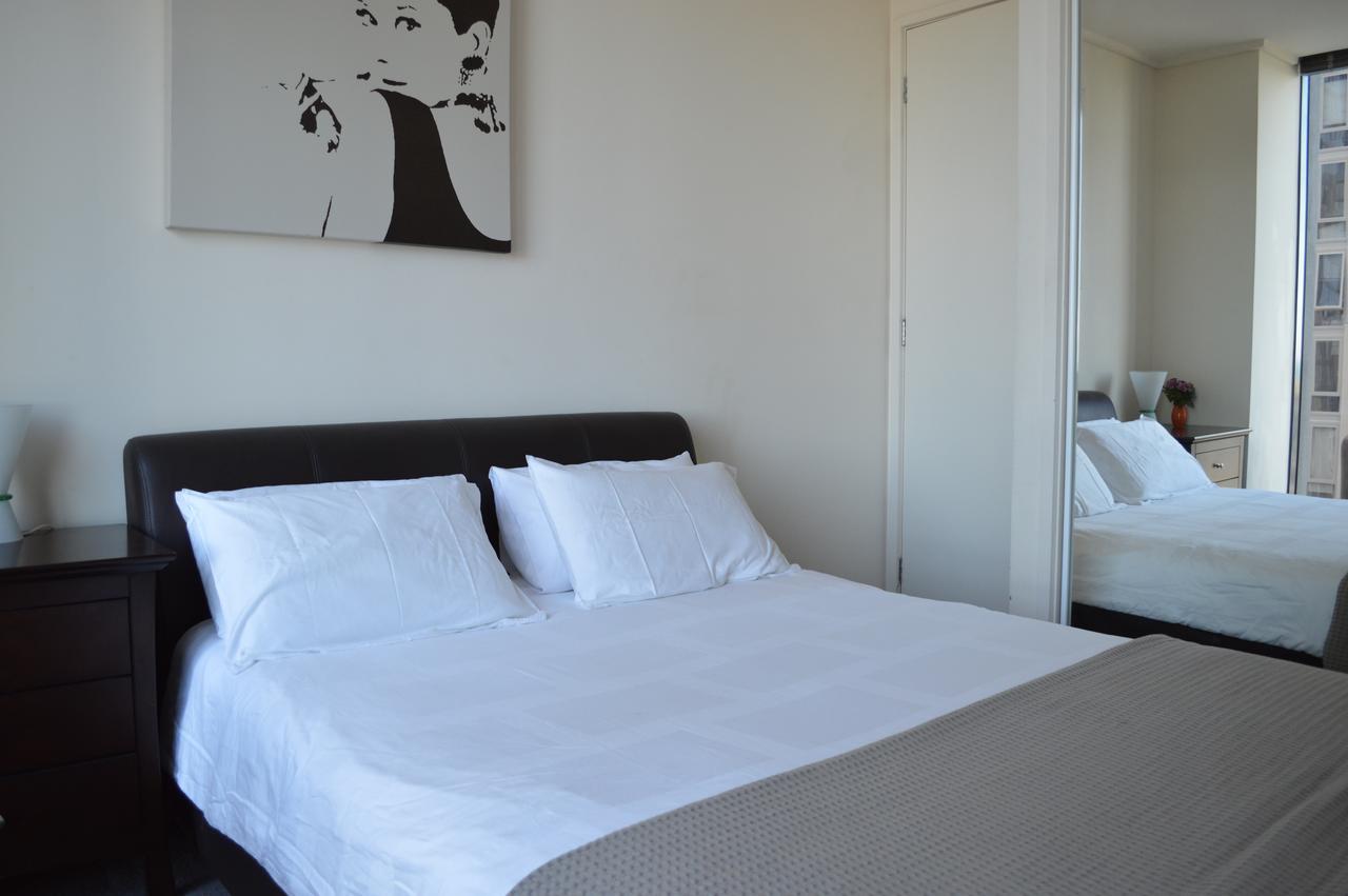 3 Bedroom In Southbank Apartment