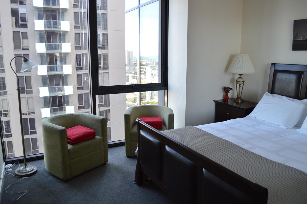 Apartment 3 Bedroom In Southbank Melbourne
