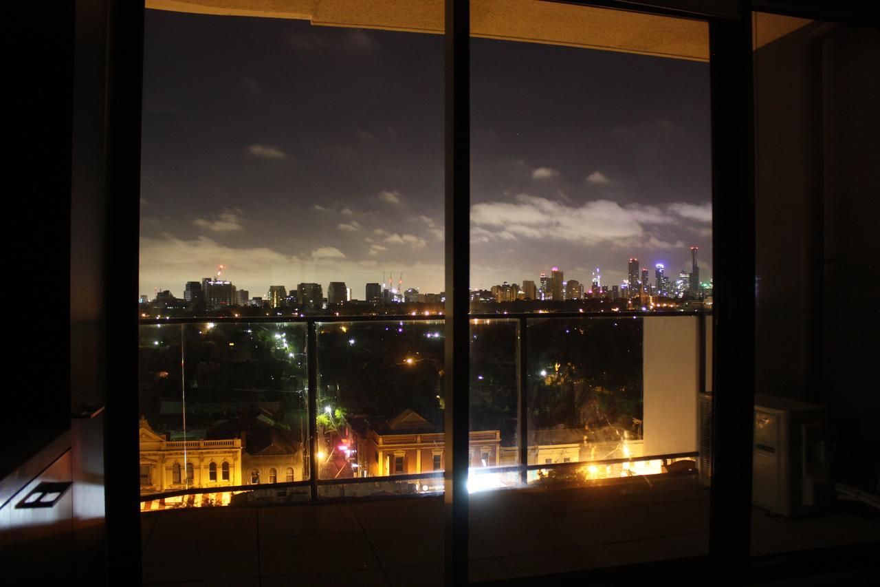 Apartment Luxurious With Views, Free Parking On Premises & Wi Fi *
