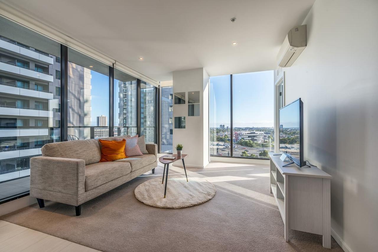 Southbank 2 Bed With View Next To Crown Apartment