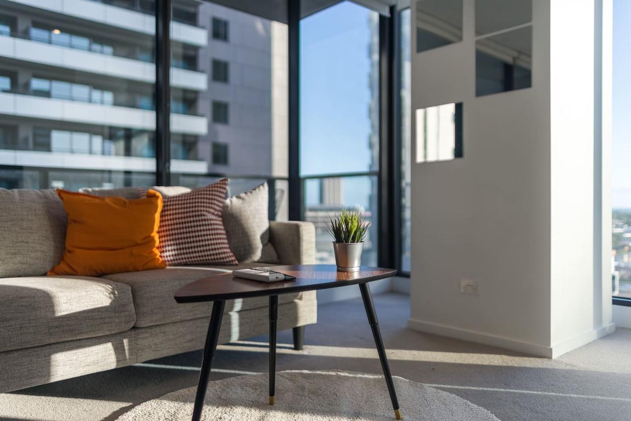 Southbank 2 Bed With View Next To Crown Apartment
