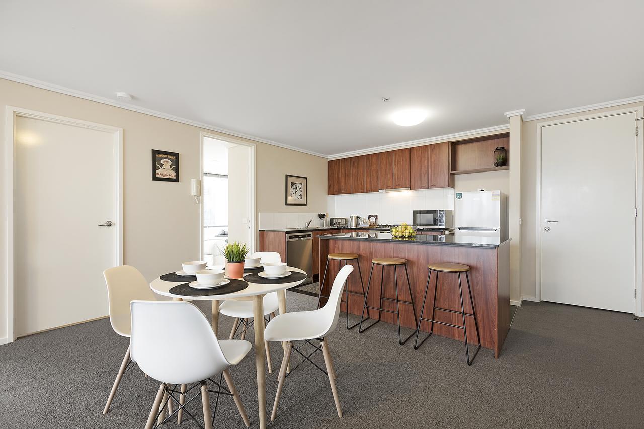 Apartment Complete Host Southpoint Melbourne