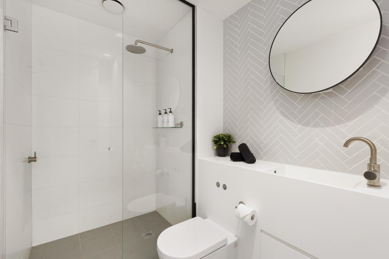 Luxuria - Eq Tower Melbourne