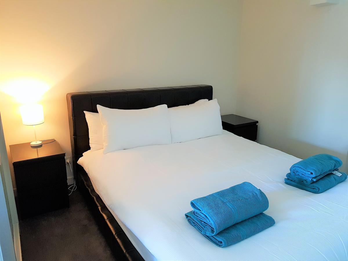 Apartment Readyset On Spencer *