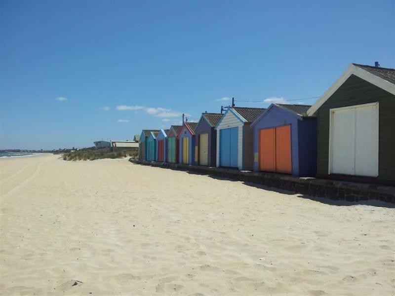 Beachside Bonbeach 4*