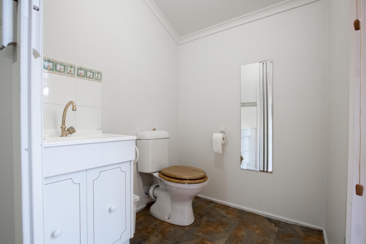 Lots Life Garden View Amazing Five Bedrooms Melbourne
