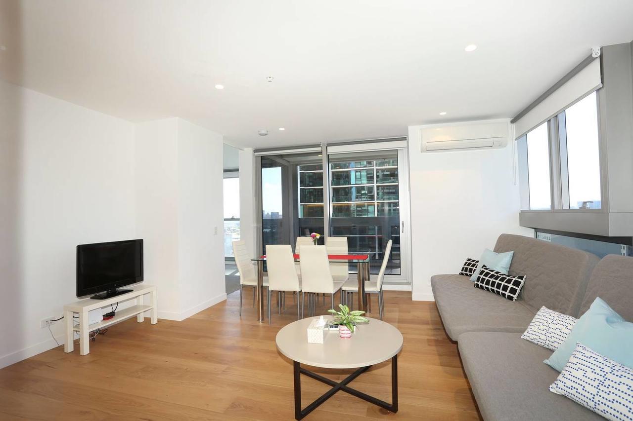 Apartment New 3 Bedrooms, Free Carpark & Wi-fi Melbourne