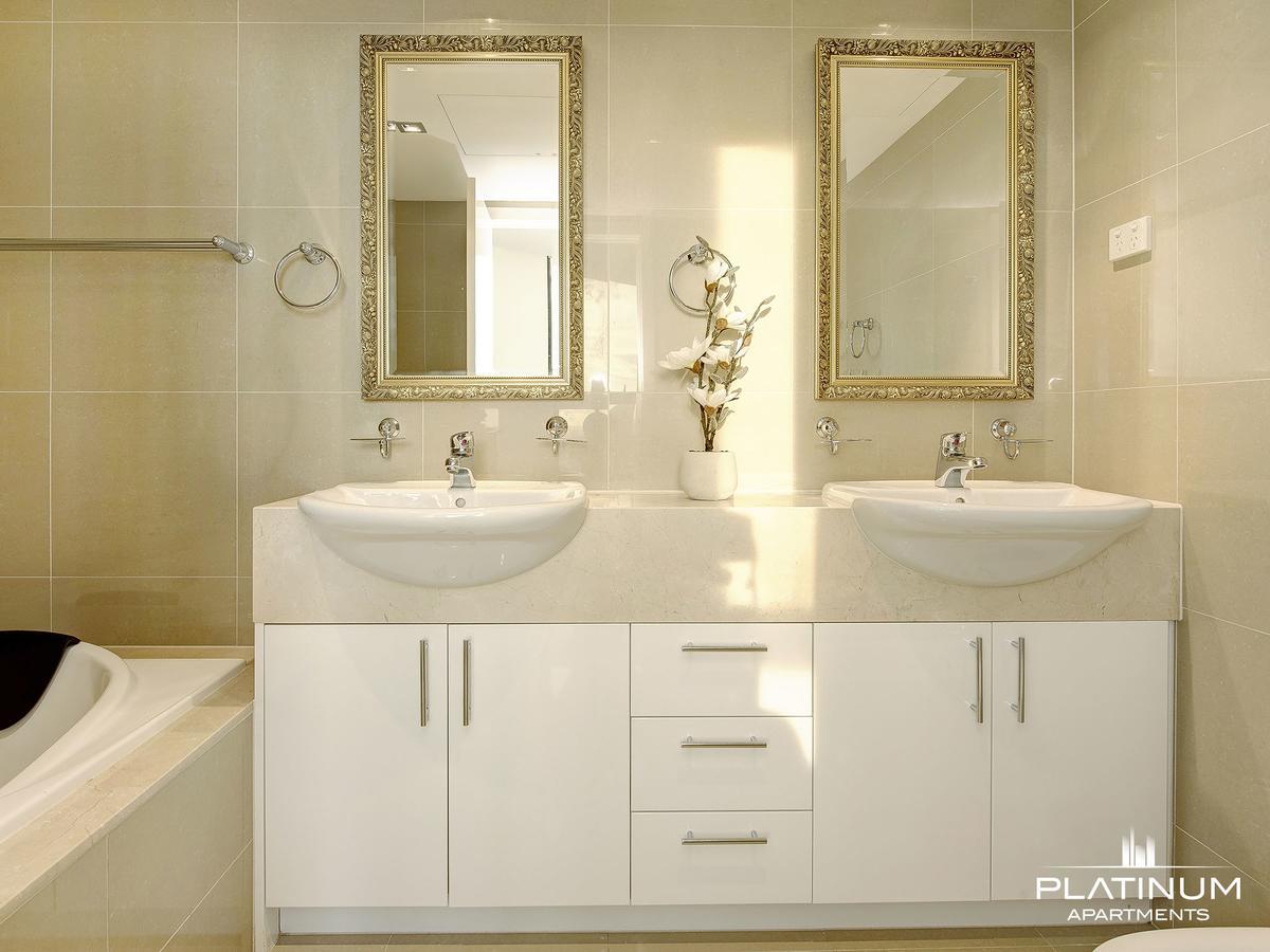 Platinum Luxury At The Victoria Rooftop Penthouse Apartment