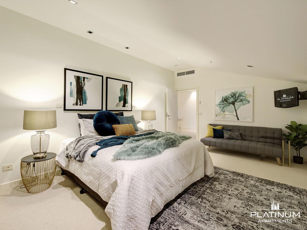 Platinum Luxury At The Victoria Rooftop Penthouse Apartment