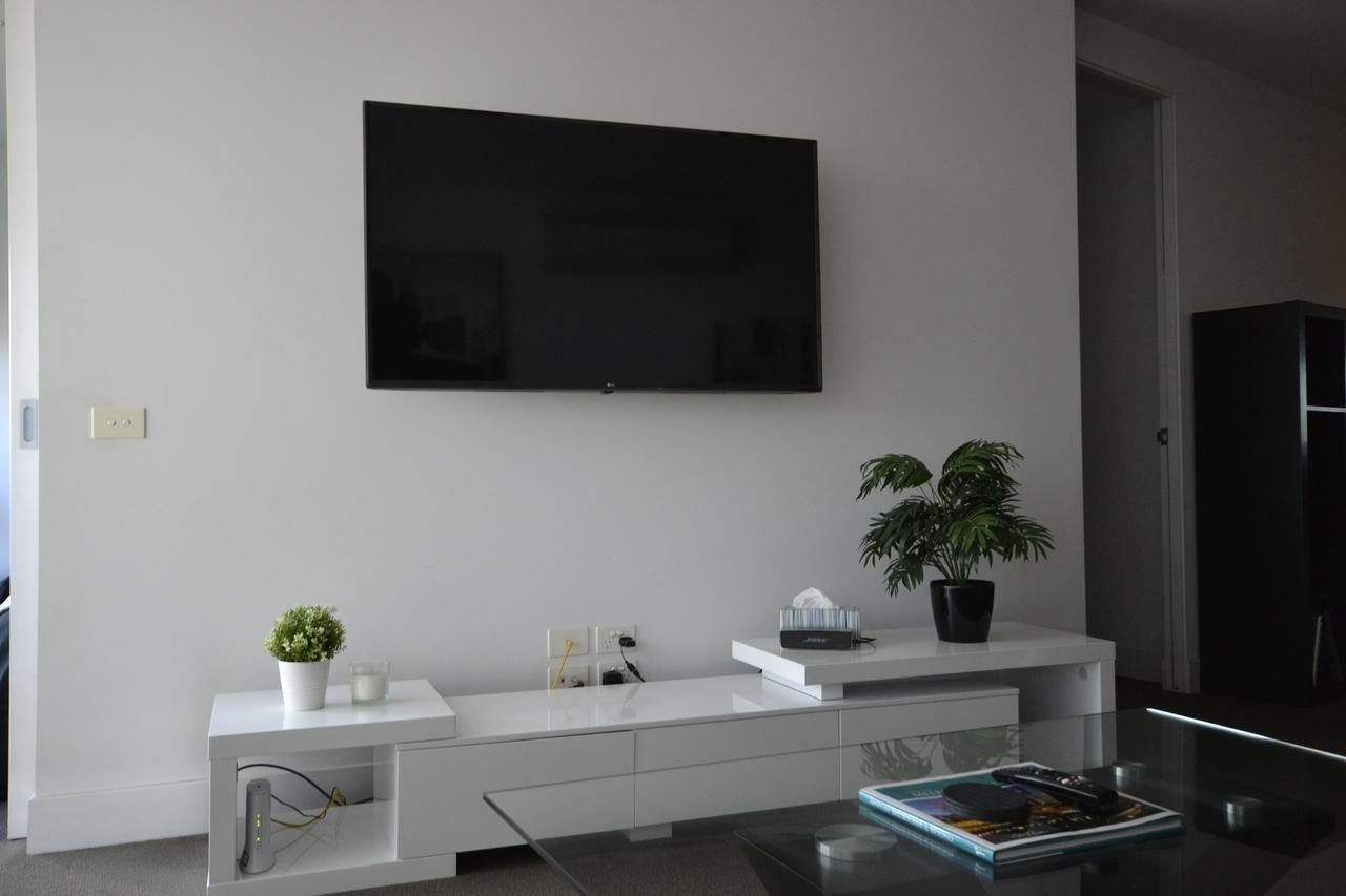 Apartment Society