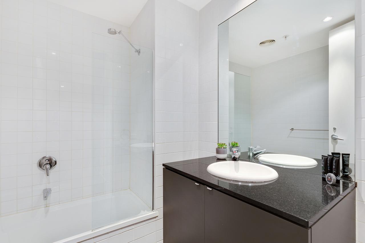 Nook : Collins Street - Cbd