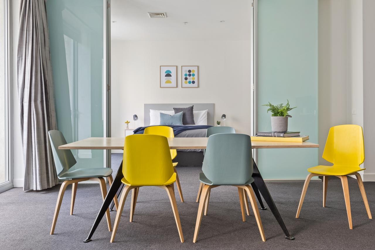 Nook : Collins Street - Cbd Apartment *