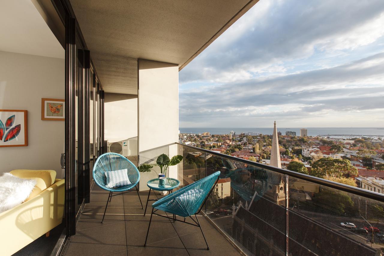 Ascent With Ocean Views By Ready Set Host Apartment