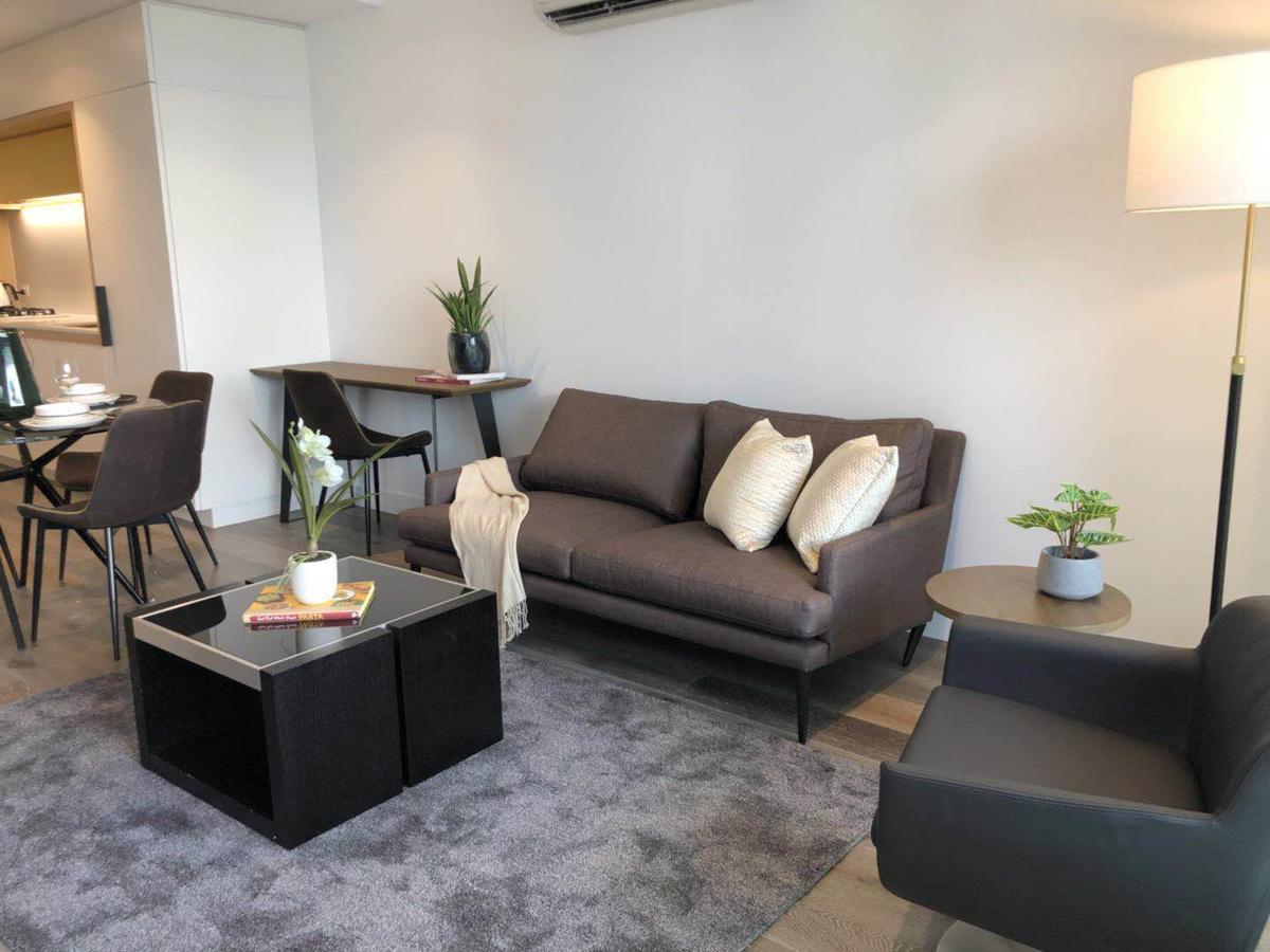 1st Choice - Docklands Apartment