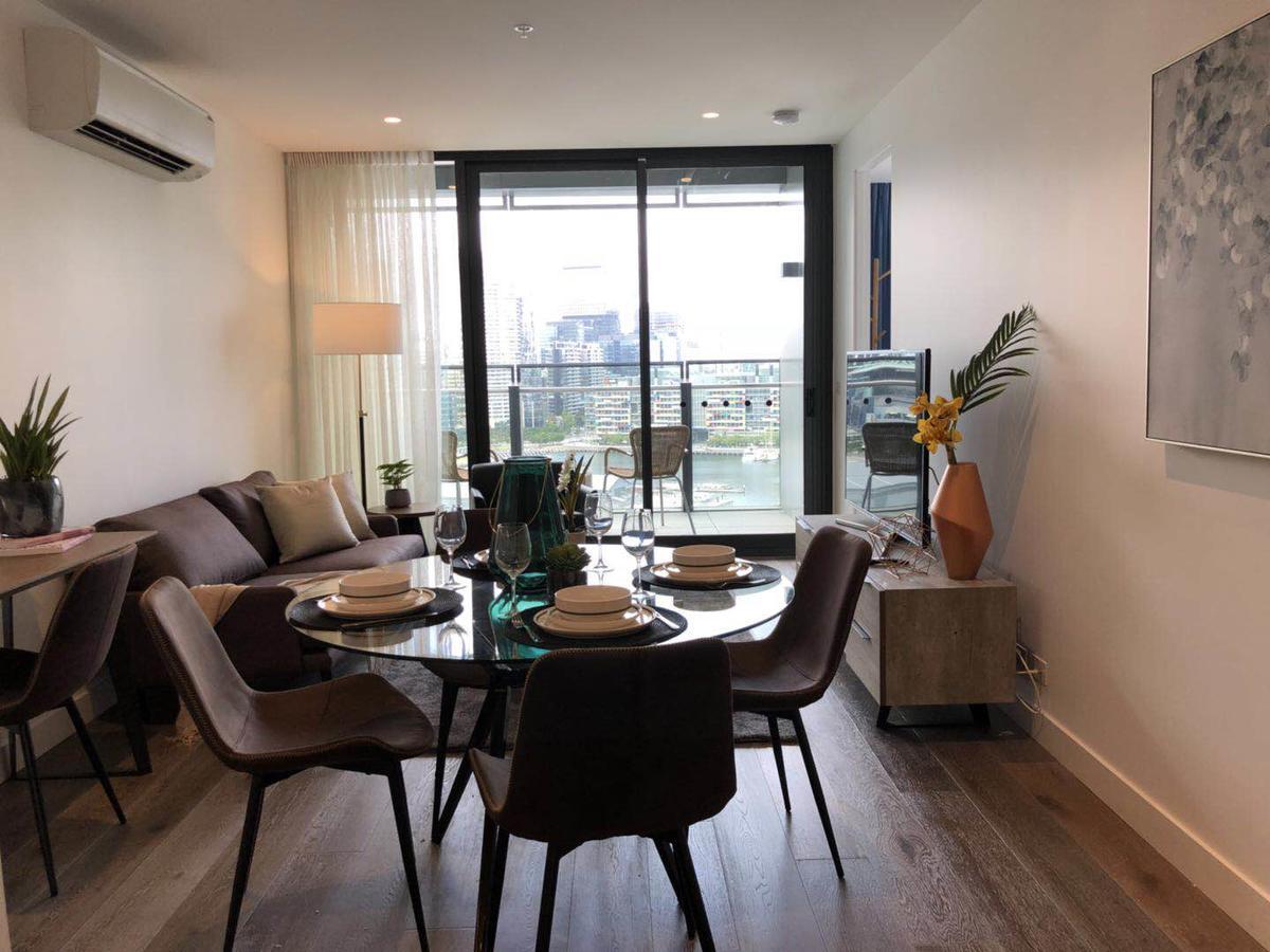 1st Choice - Docklands *
