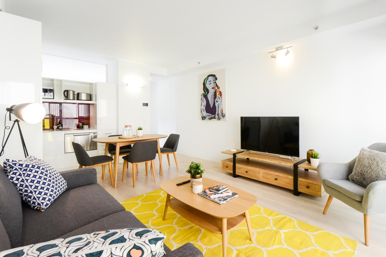 Canvas Suites On Russell Place Melbourne