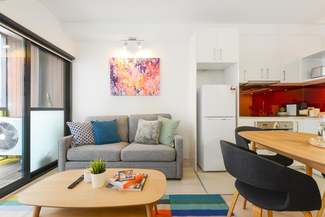 Apartment Canvas Suites On Russell Place Melbourne