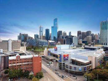 Platinum On Whiteman St Apartment Melbourne