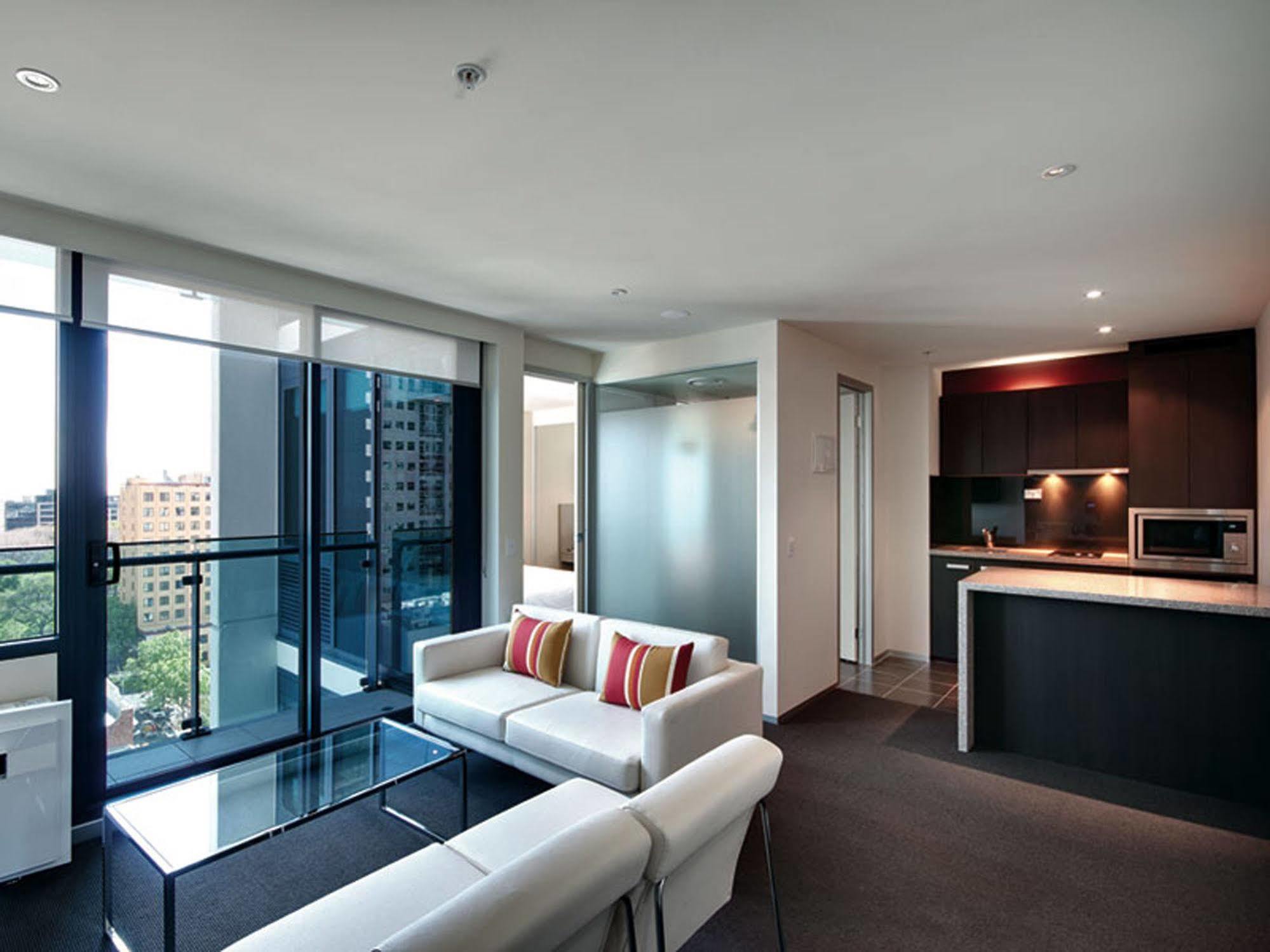 Tempo - Queen St 4* Melbourne