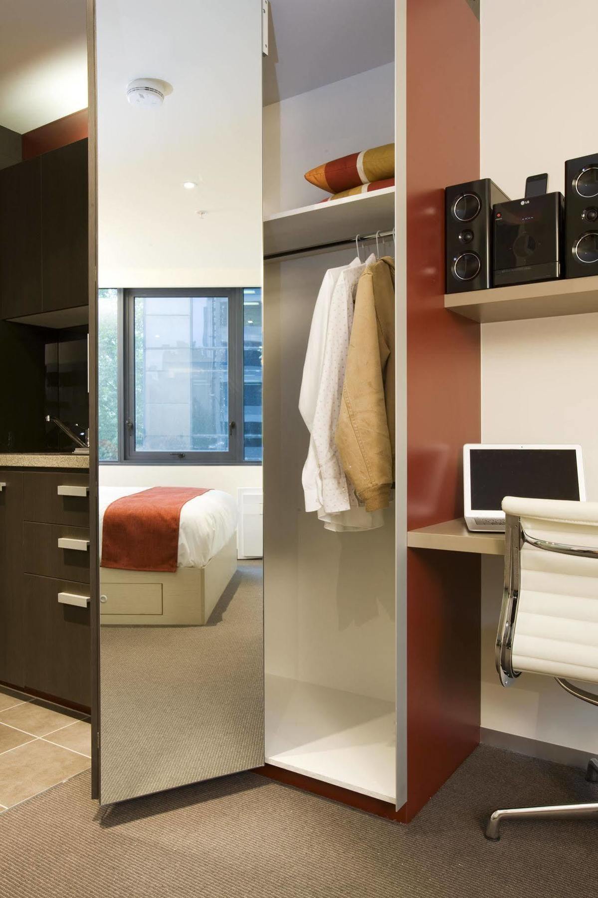 Tempo - Queen St 4* Melbourne