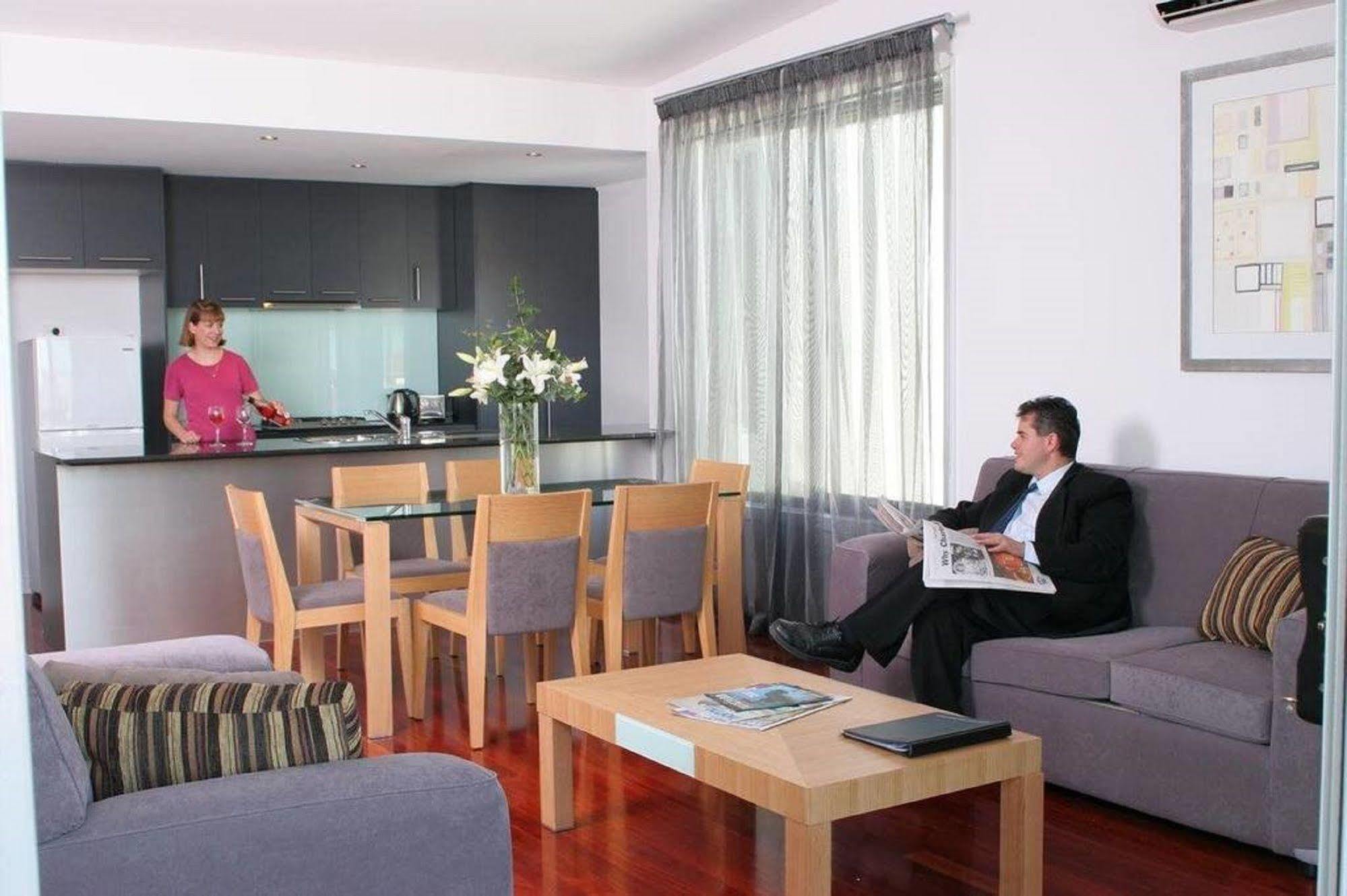 Beachside Bonbeach Hotel Melbourne