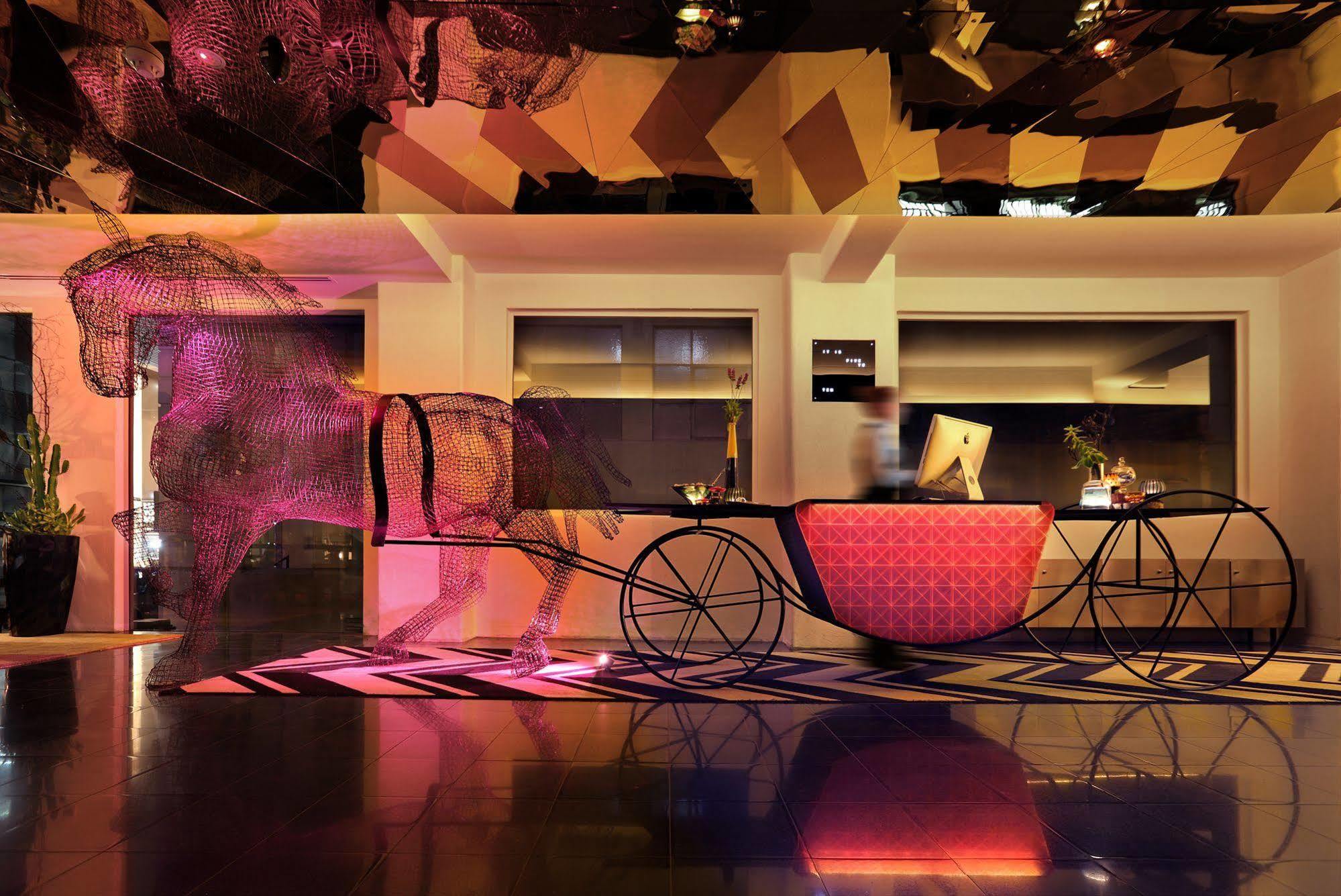 Adelphi 5* Melbourne