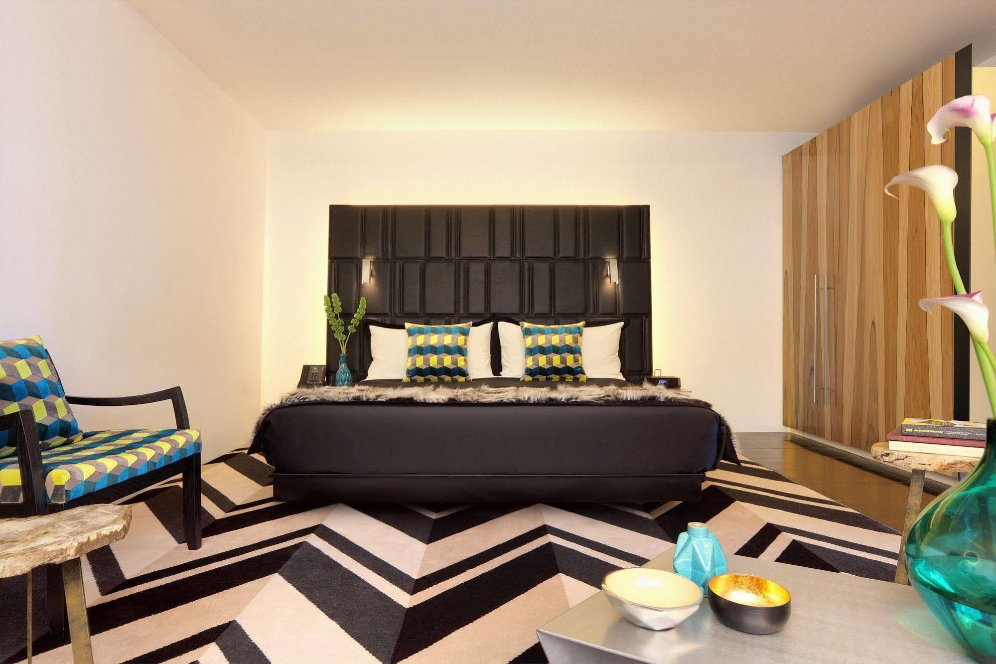 Adelphi Hotel Melbourne