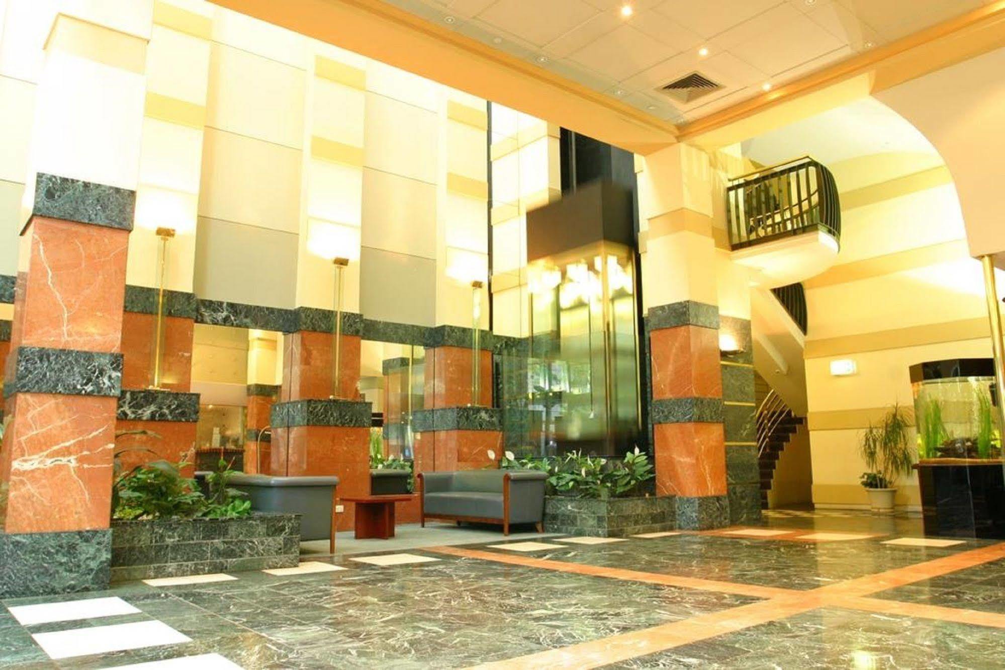 Paramount Aparthotel Melbourne