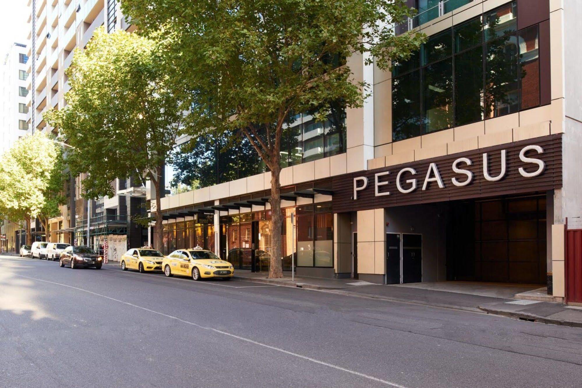 Aparthotel Pegasus 4*