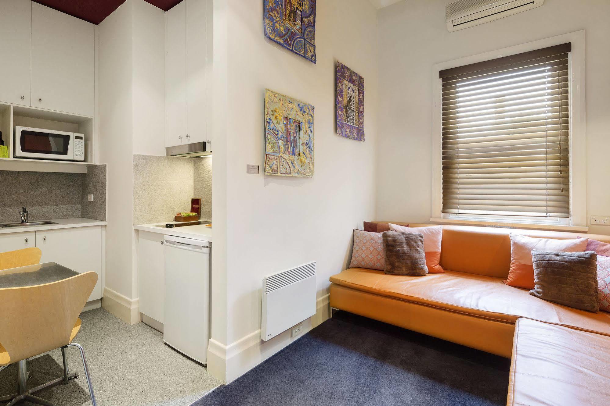 Tolarno Hotel Melbourne