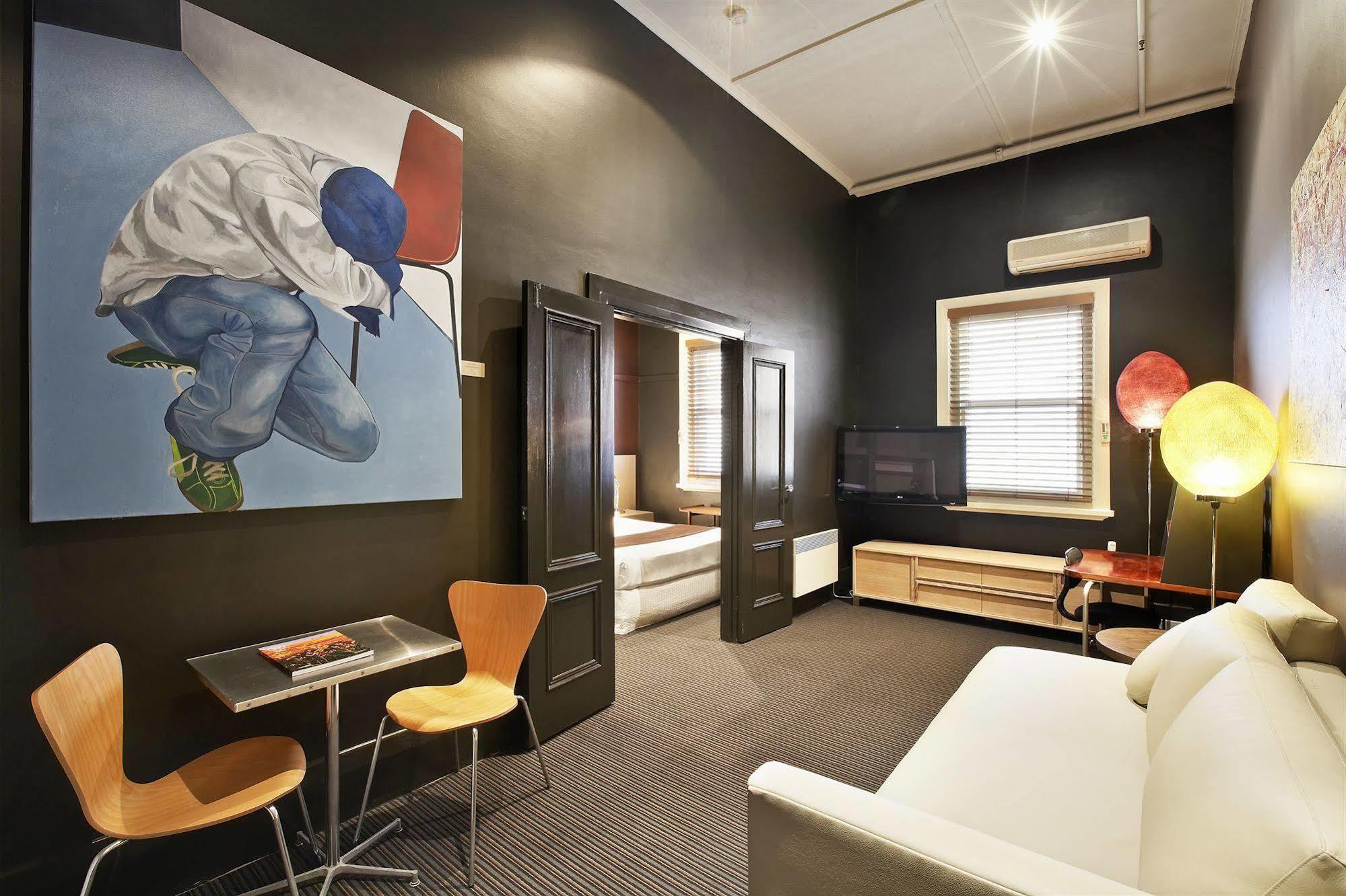 Tolarno Hotel Melbourne