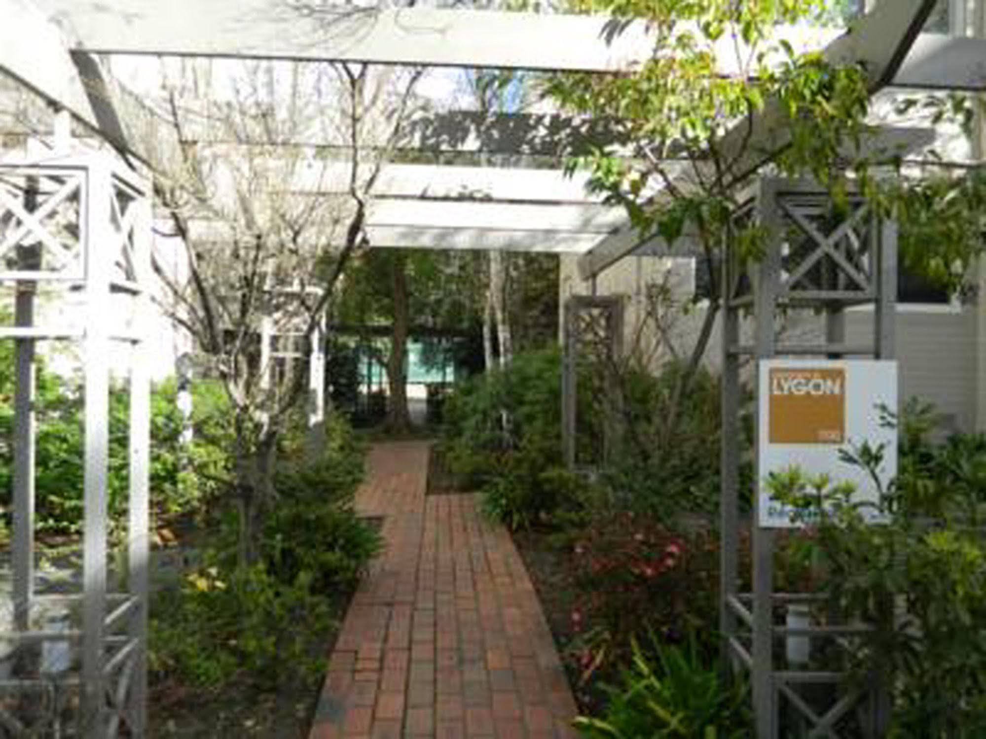 On Lygon Aparthotel
